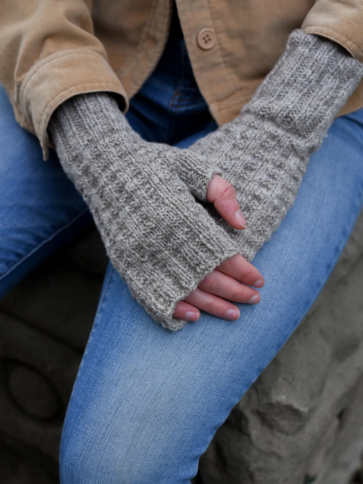 Hot Waffles Hat and Mitts <br/><small>knitting pattern</small>
